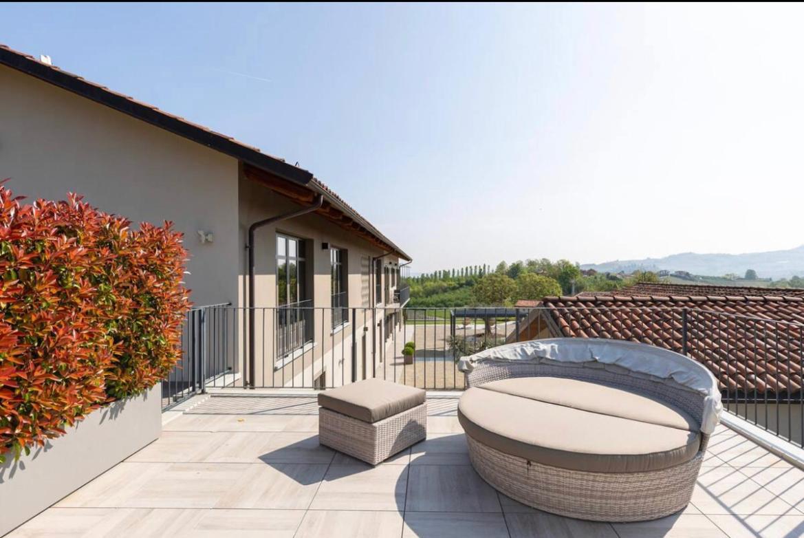 Dimora San Carlo Apartment Roddi ภายนอก รูปภาพ