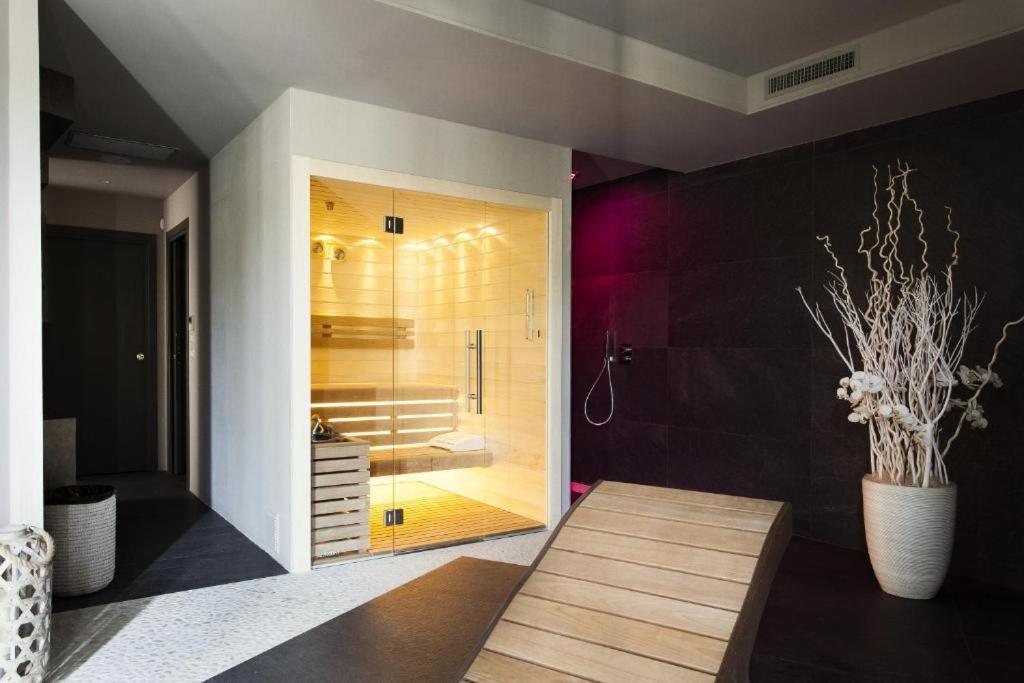 Dimora San Carlo Apartment Roddi ภายนอก รูปภาพ