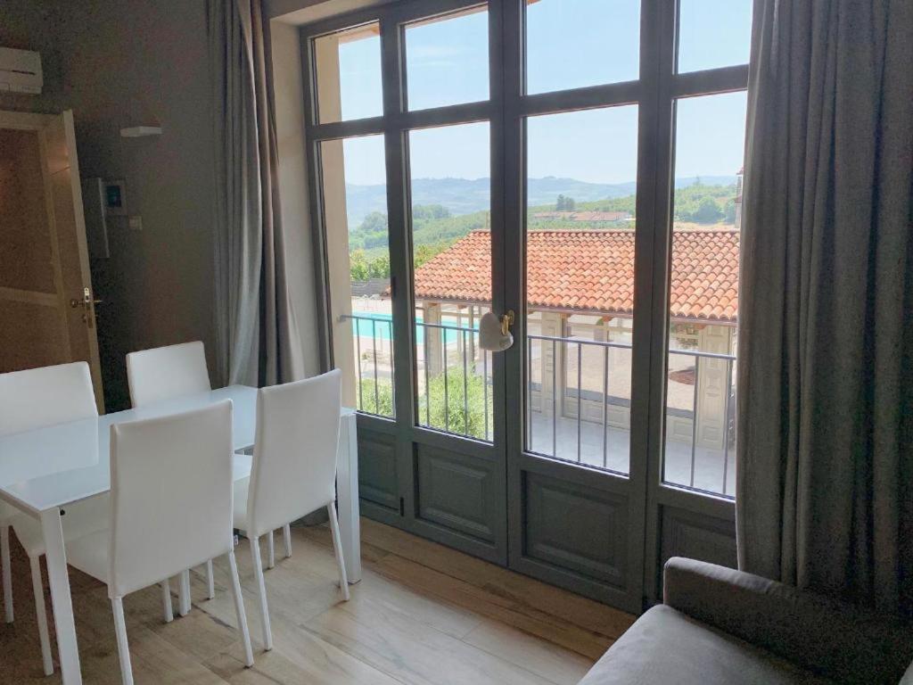 Dimora San Carlo Apartment Roddi ภายนอก รูปภาพ