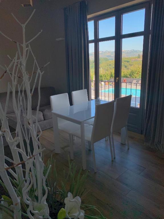 Dimora San Carlo Apartment Roddi ภายนอก รูปภาพ