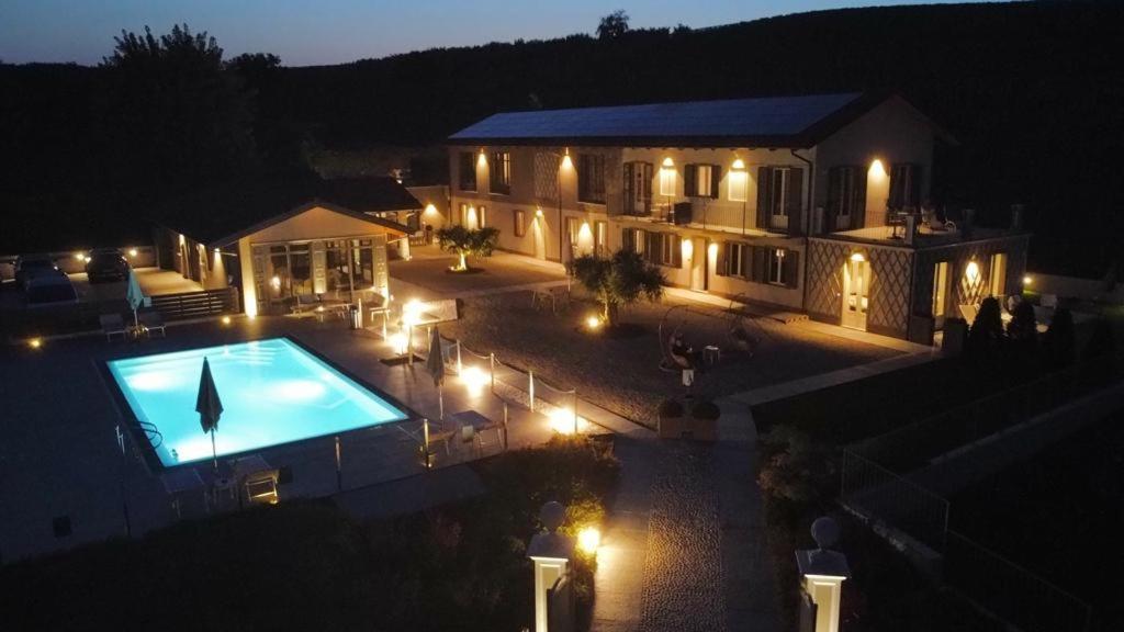 Dimora San Carlo Apartment Roddi ภายนอก รูปภาพ