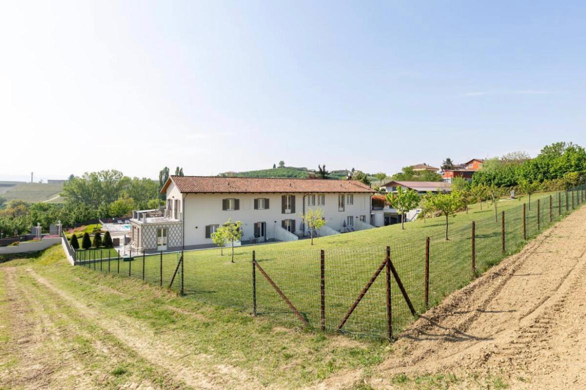 Dimora San Carlo Apartment Roddi ภายนอก รูปภาพ