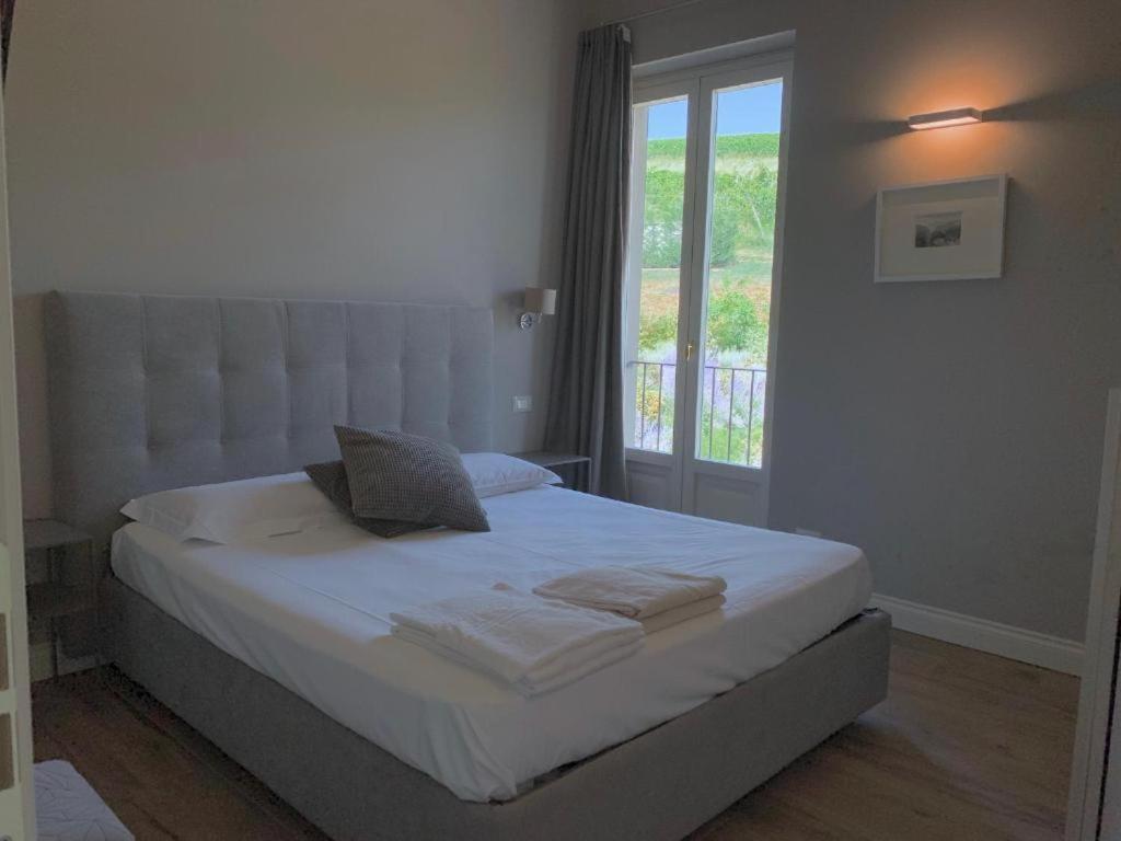 Dimora San Carlo Apartment Roddi ห้อง รูปภาพ